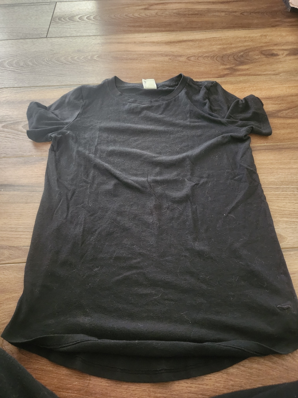 PINK Victoria's Secret Black Short Sleeve Crew Tee